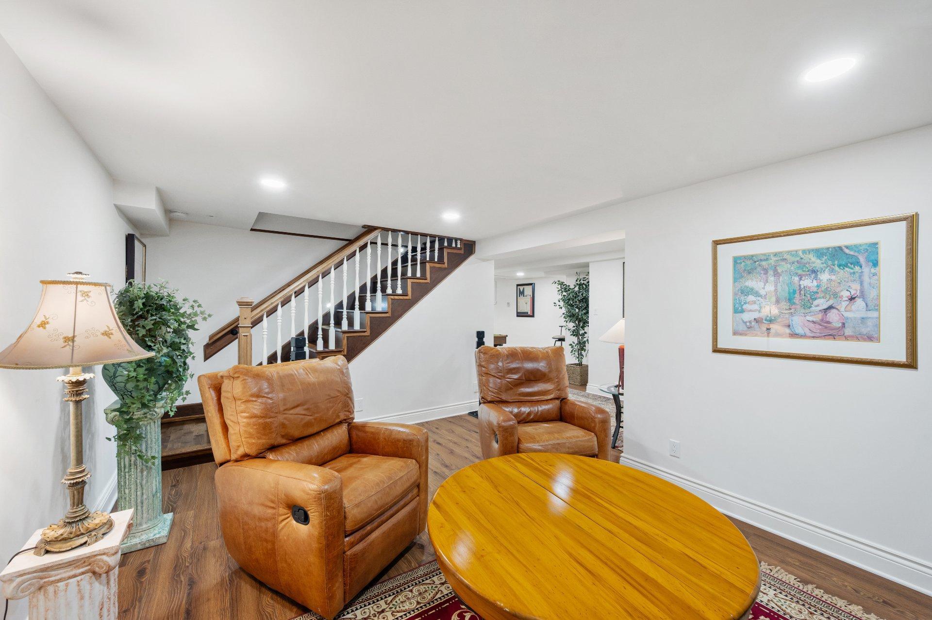 









1334


Rue des Peupliers

,
Mont-Saint-Hilaire,




QC
J3G2W3

