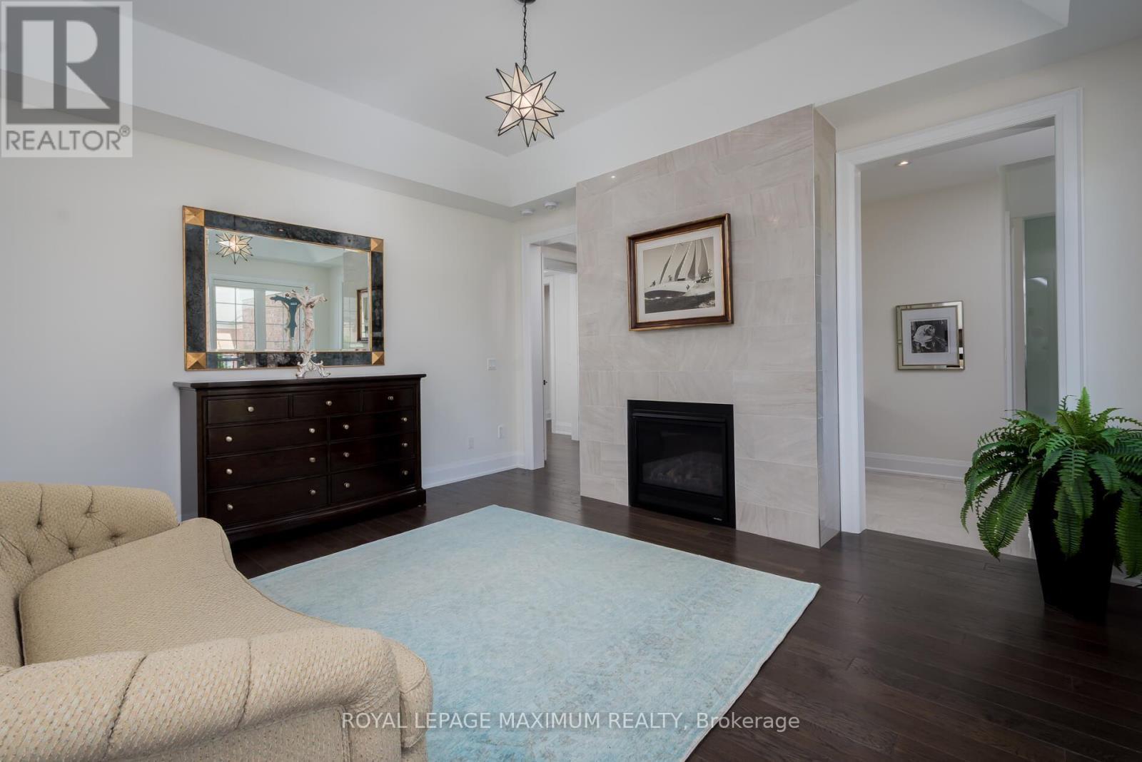 












49 MARY NATASHA COURT

,
Vaughan,




Ontario
L4H4N6

