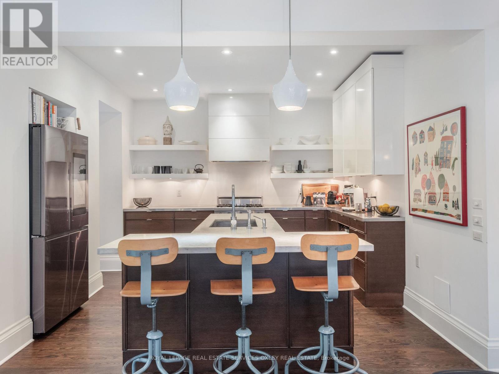 












24 ST ANDREWS GARDENS

,
Toronto,




Ontario
M4W2E1

