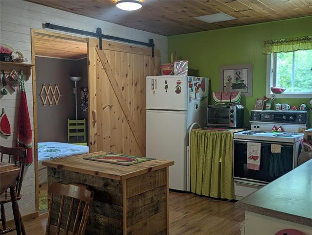 









79


Birchwood

RD,
Hillside Beach,




MB
R0E 2C0

