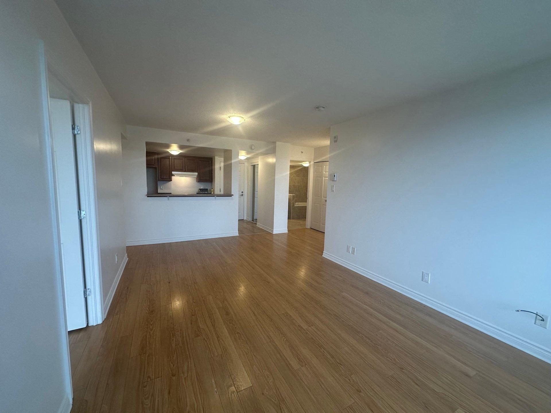









385


Boul. Deguire

, 908,
Montréal (Saint-Laurent),




QC
H4N0A7

