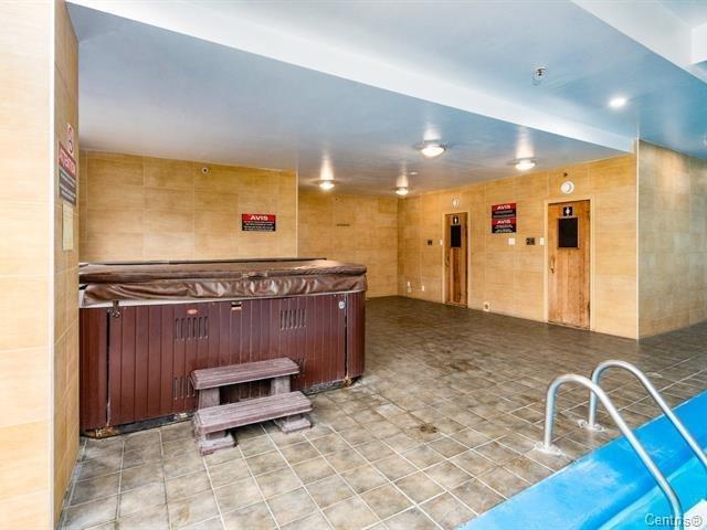 









385


Boul. Deguire

, 908,
Montréal (Saint-Laurent),




QC
H4N0A7

