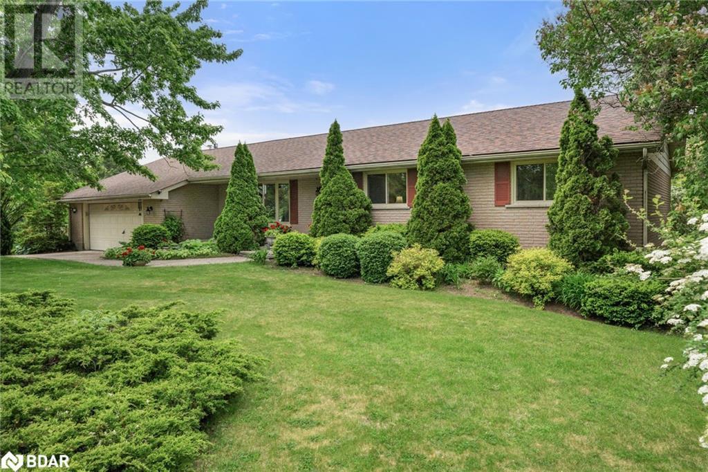 












3286 COUNTY ROAD 3 Road

,
Prince Edward County,




Ontario
K0K1L0

