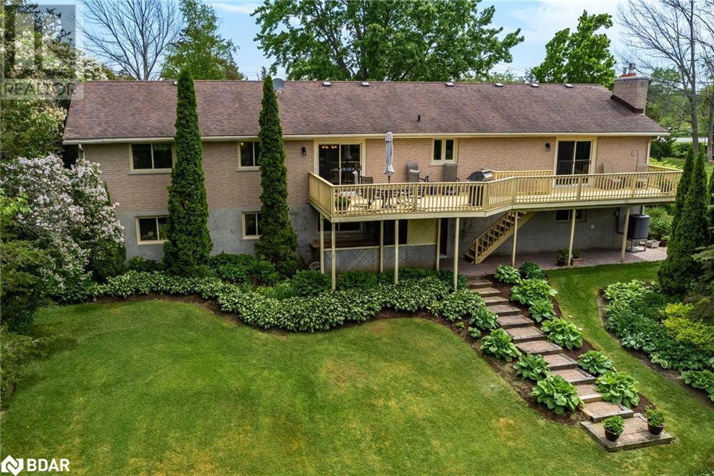 












3286 COUNTY ROAD 3 Road

,
Prince Edward County,




Ontario
K0K1L0

