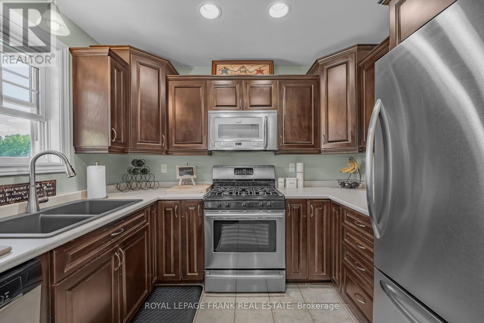 












376 BETHEL ROAD

,
Belleville,




Ontario
K0K3E0

