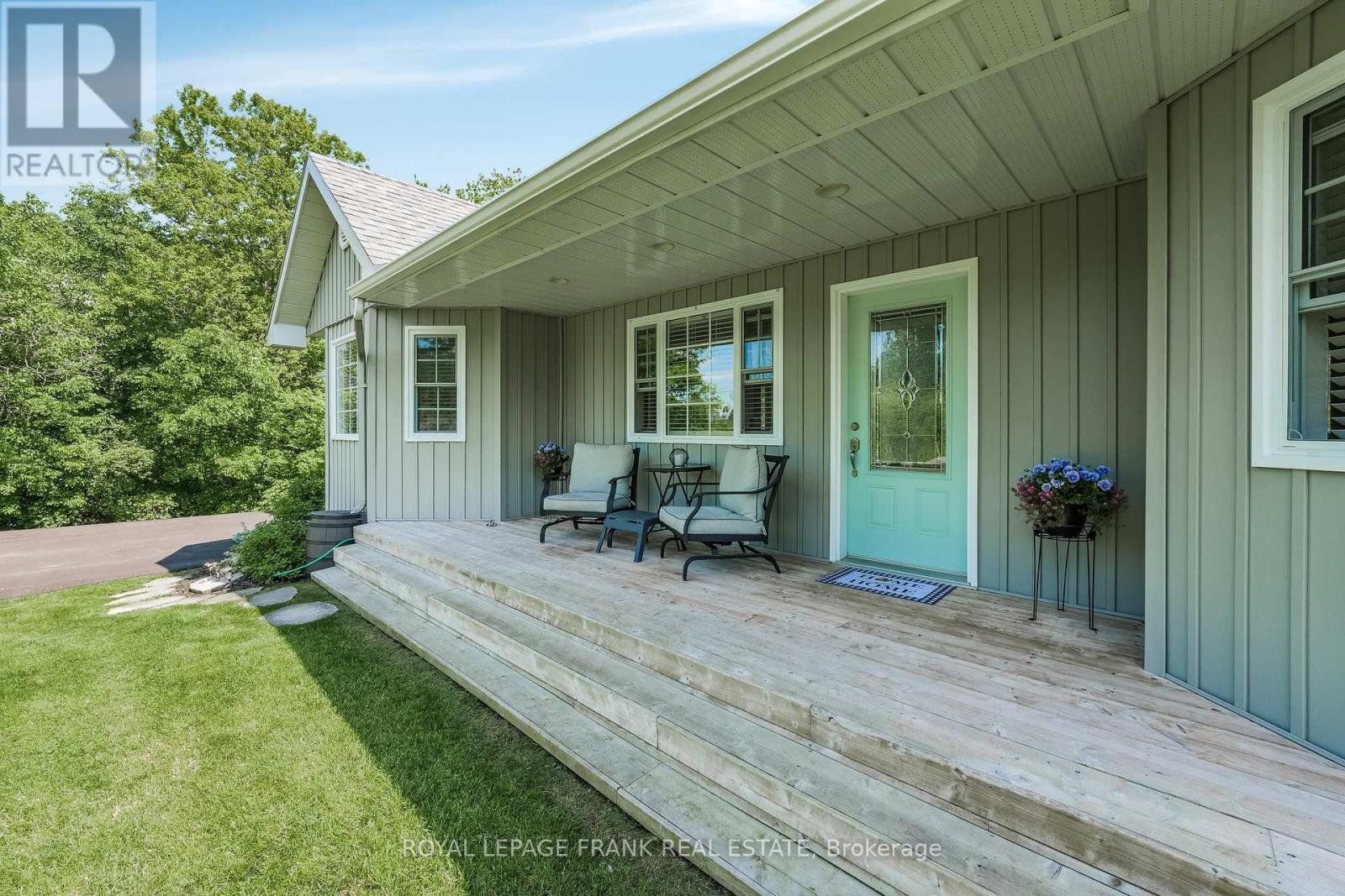 












376 BETHEL ROAD

,
Belleville,




Ontario
K0K3E0

