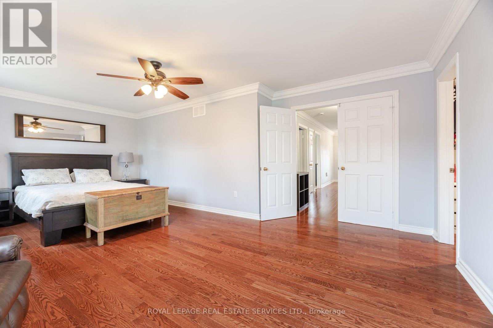 












2853 ROSEWOOD LANE

,
Oakville,




Ontario
L6J7M5

