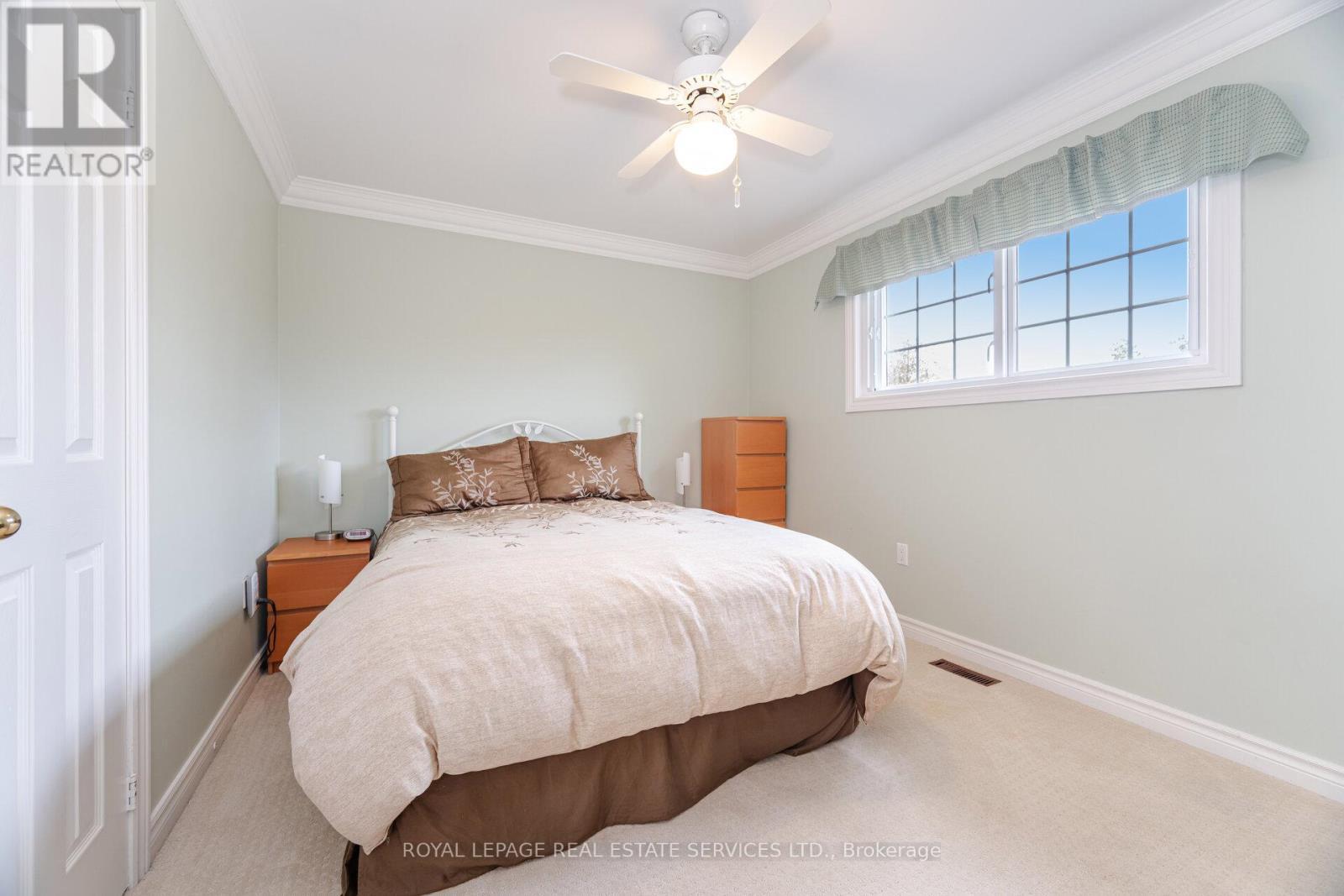 












2853 ROSEWOOD LANE

,
Oakville,




Ontario
L6J7M5


