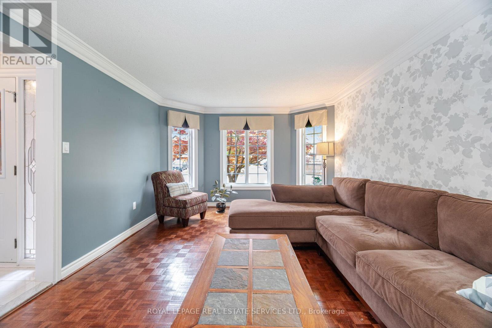 












2853 ROSEWOOD LANE

,
Oakville,




Ontario
L6J7M5

