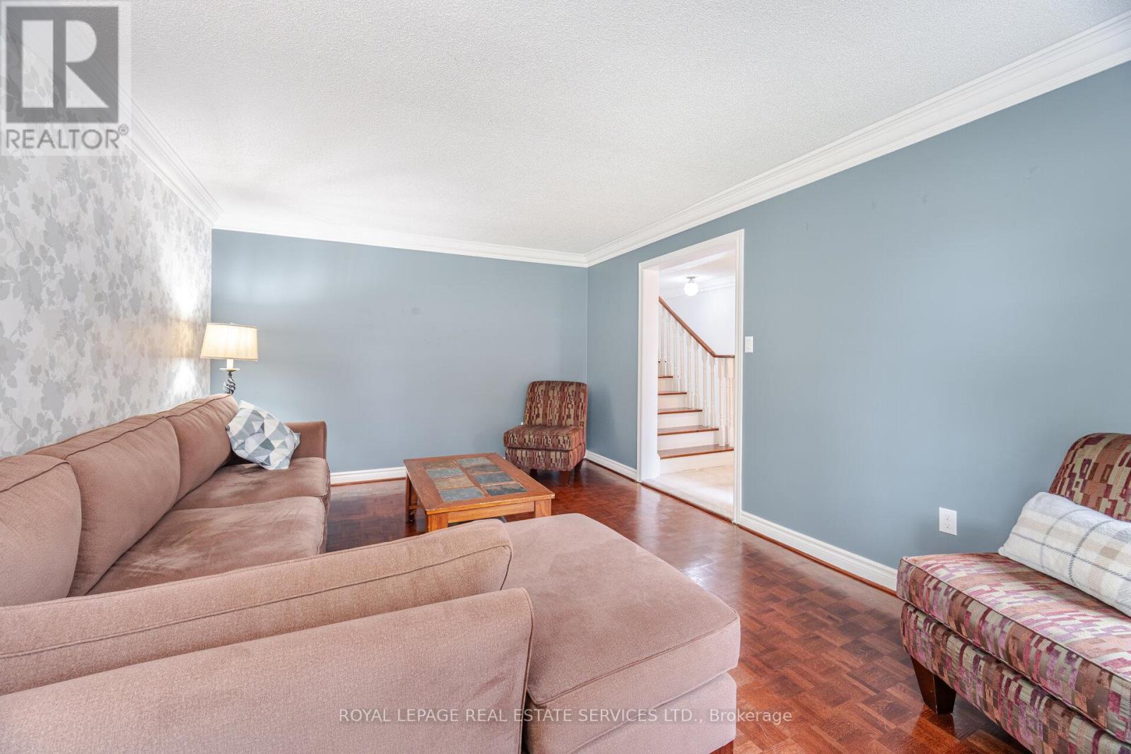 












2853 ROSEWOOD LANE

,
Oakville,




Ontario
L6J7M5

