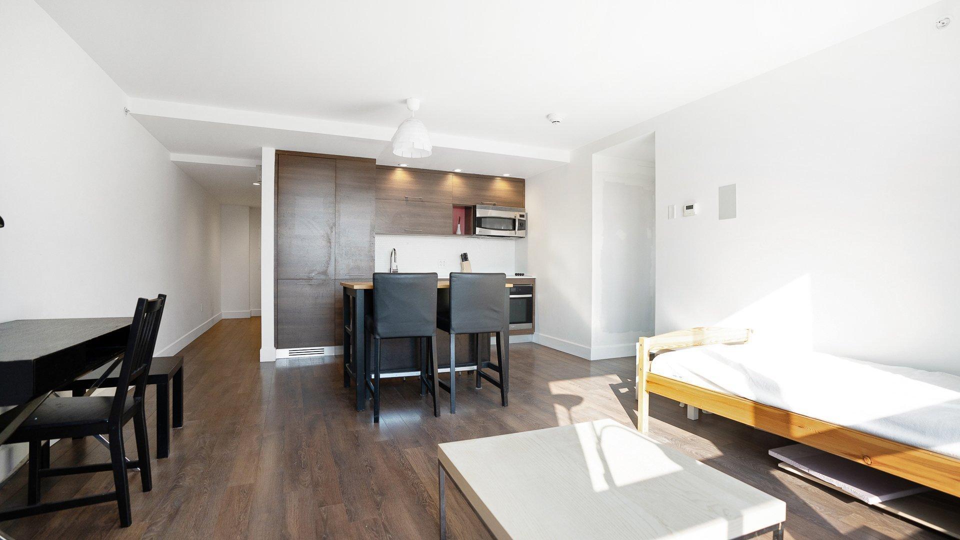 









1390


Rue du Fort

, 1807,
Montréal (Ville-Marie),




QC
H3H2R7

