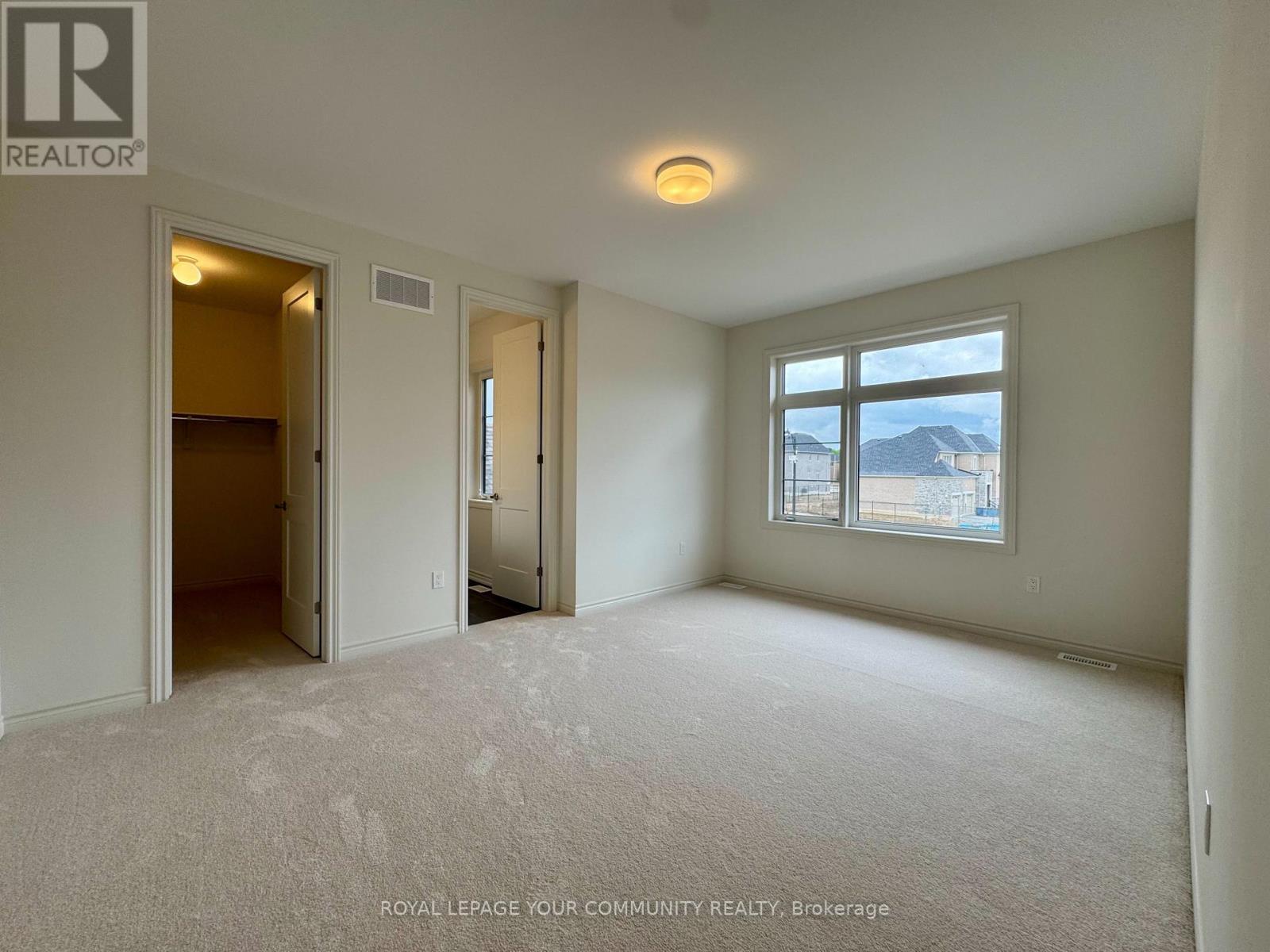 












8 ELDERBERRY WAY

,
Adjala-Tosorontio,




Ontario
L0G1W0

