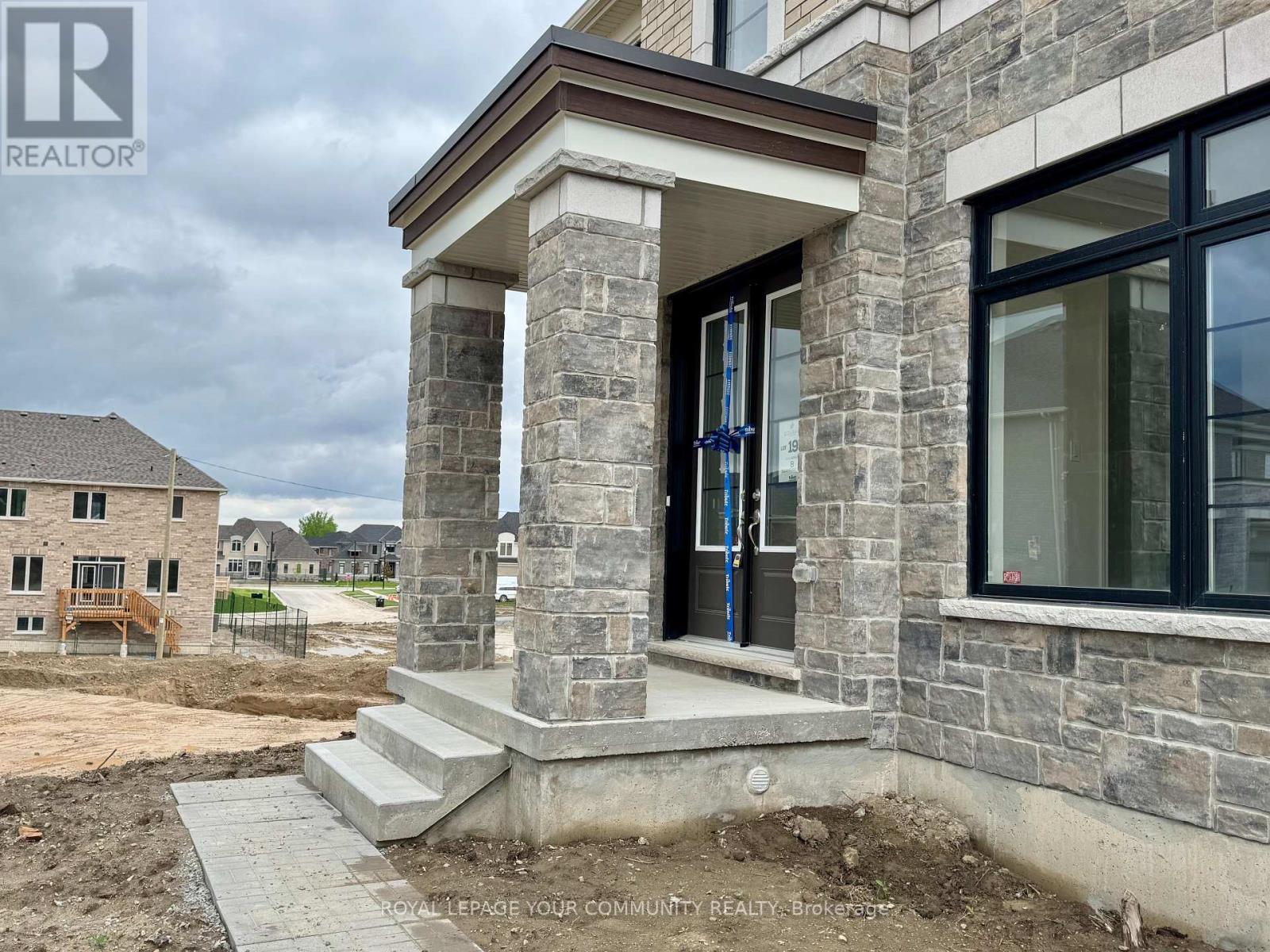 












8 ELDERBERRY WAY

,
Adjala-Tosorontio,




Ontario
L0G1W0

