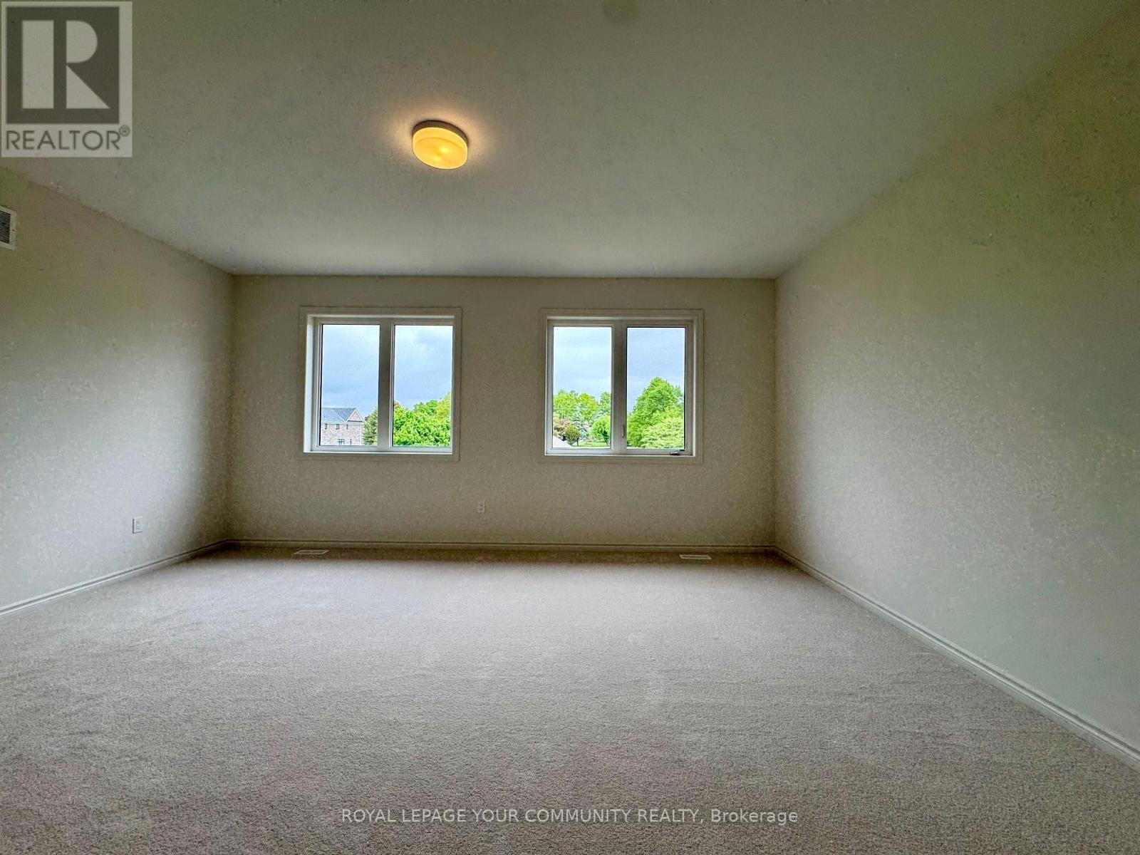 












8 ELDERBERRY WAY

,
Adjala-Tosorontio,




Ontario
L0G1W0

