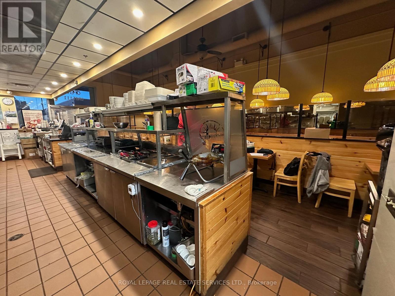












507 LAKESHORE ROAD

,
Mississauga,




Ontario
L5G1H9

