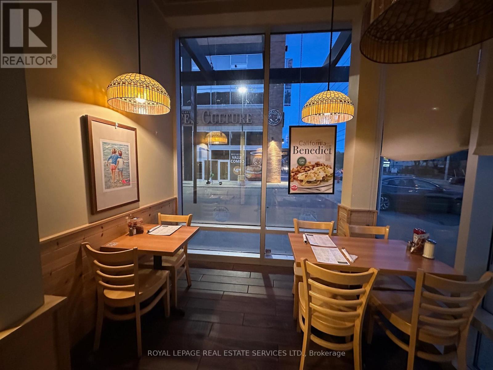 












507 LAKESHORE ROAD

,
Mississauga,




Ontario
L5G1H9


