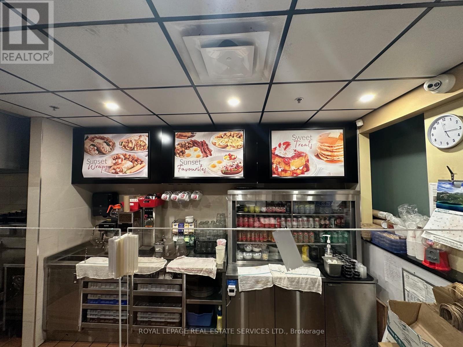 












507 LAKESHORE ROAD

,
Mississauga,




Ontario
L5G1H9


