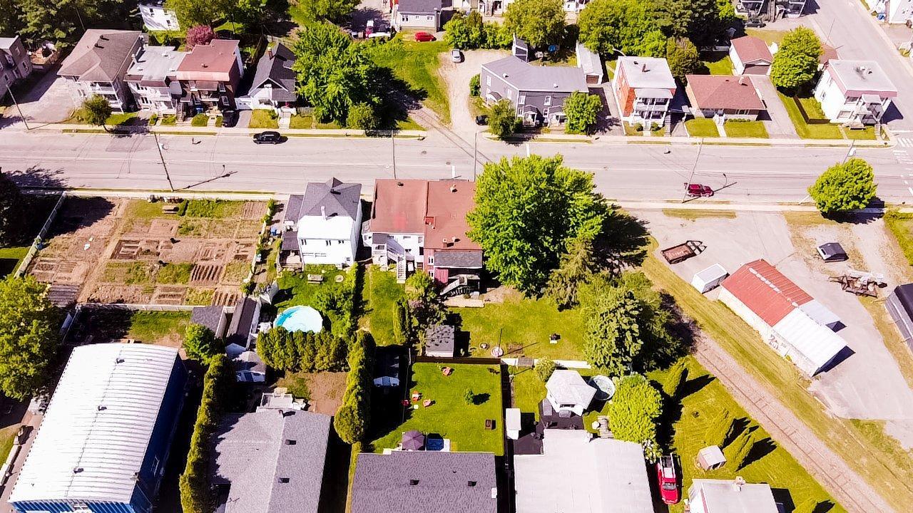 









118

 - 120


Rue Rochefort

,
Trois-Rivières,




QC
G8T7J1

