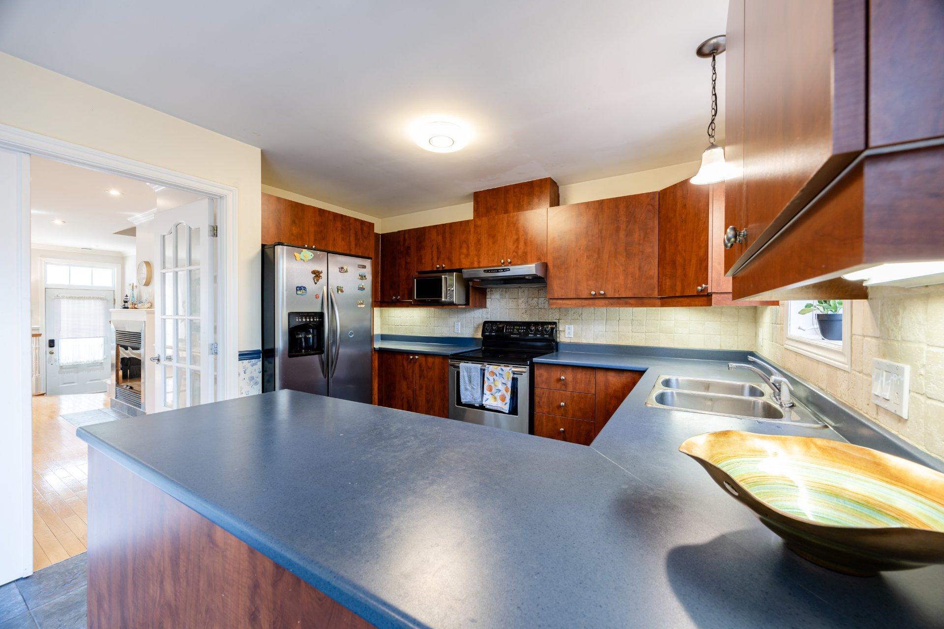 









2229


Rue de la Méditerranée

,
Montréal (Saint-Laurent),




QC
H4R3B1

