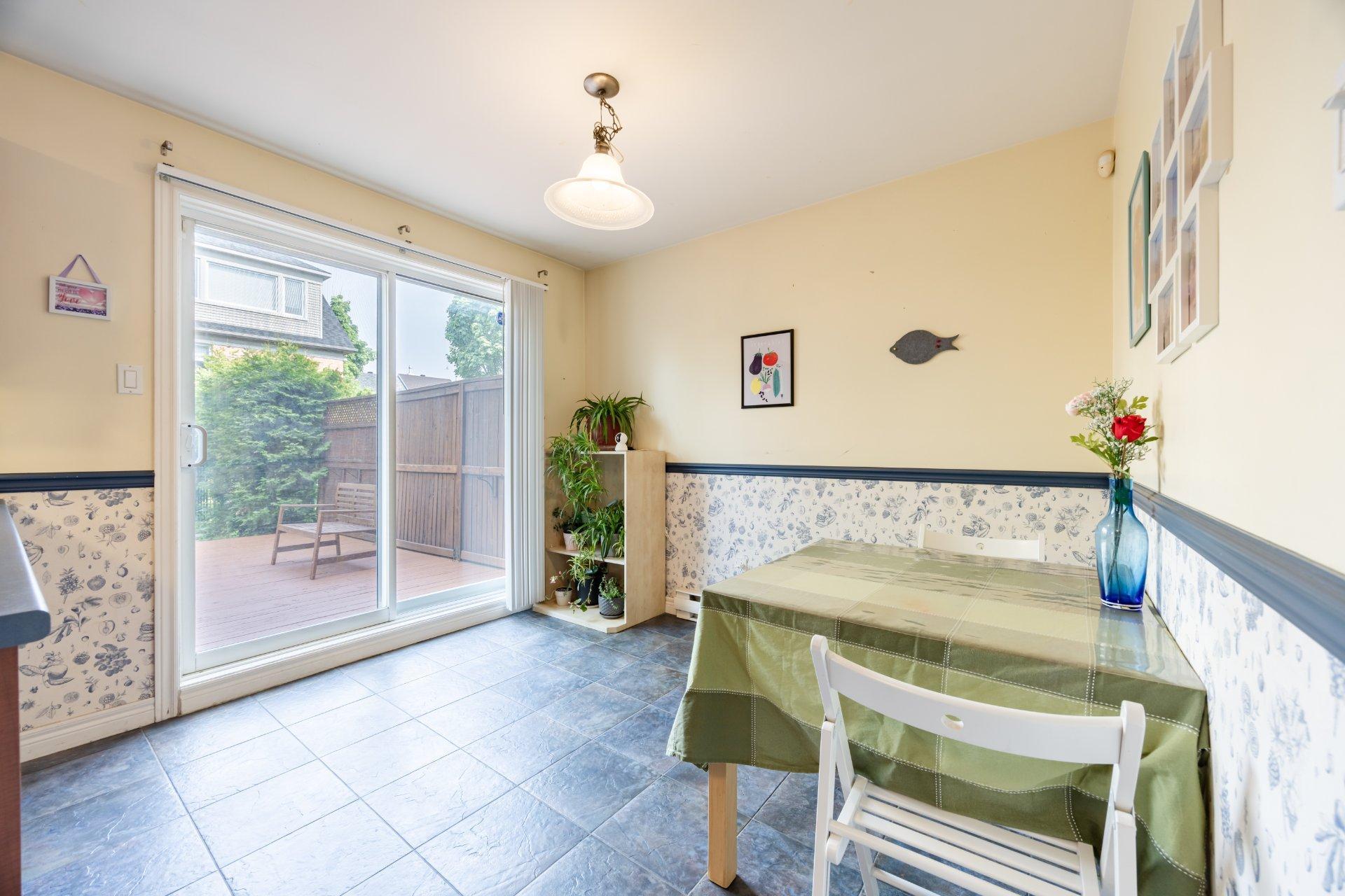 









2229


Rue de la Méditerranée

,
Montréal (Saint-Laurent),




QC
H4R3B1

