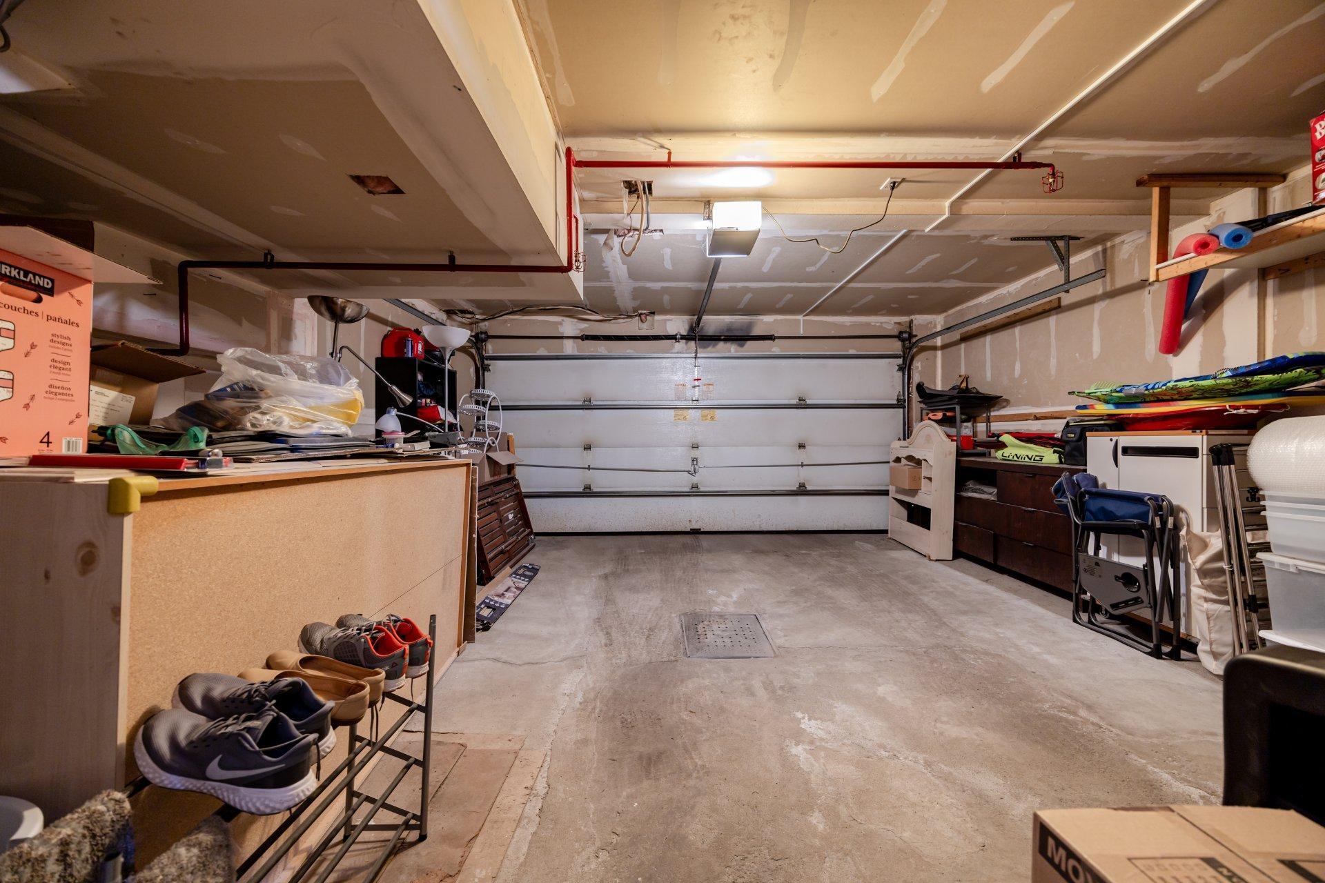 









2229


Rue de la Méditerranée

,
Montréal (Saint-Laurent),




QC
H4R3B1

