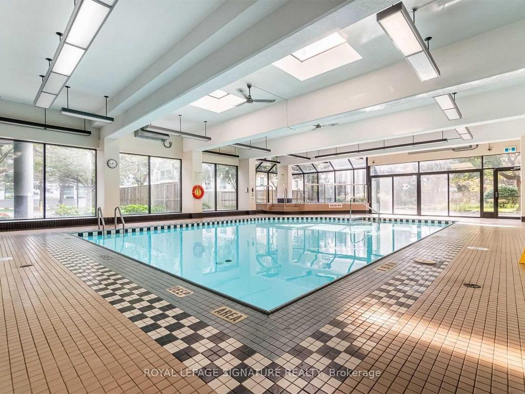 









7


Bishop

Avenue, 1111,
Toronto,




ON
M2M 4J4

