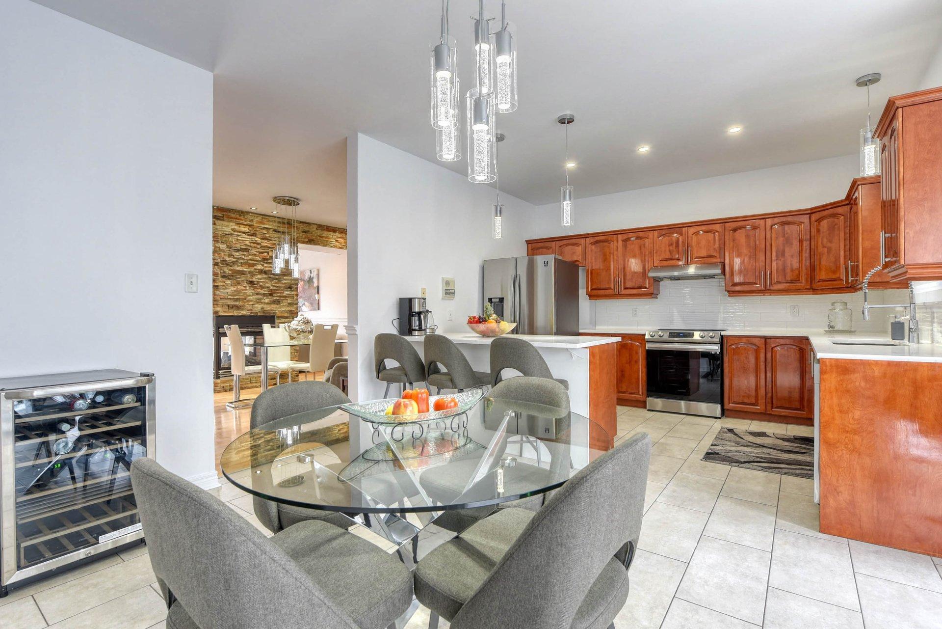









580


Rue De Coubertin

,
Repentigny (Repentigny),




QC
J5Y3Z6

