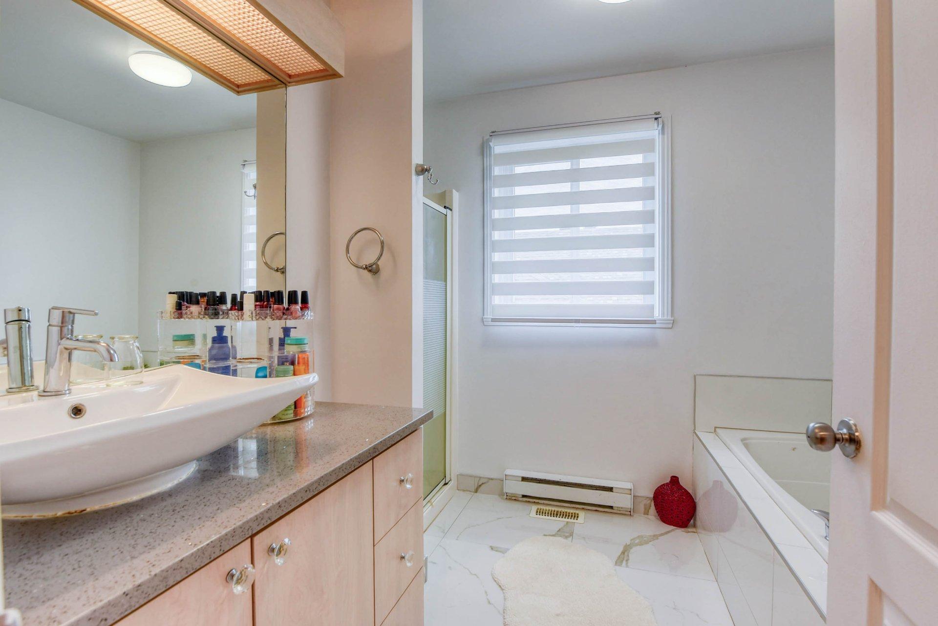 









580


Rue De Coubertin

,
Repentigny (Repentigny),




QC
J5Y3Z6

