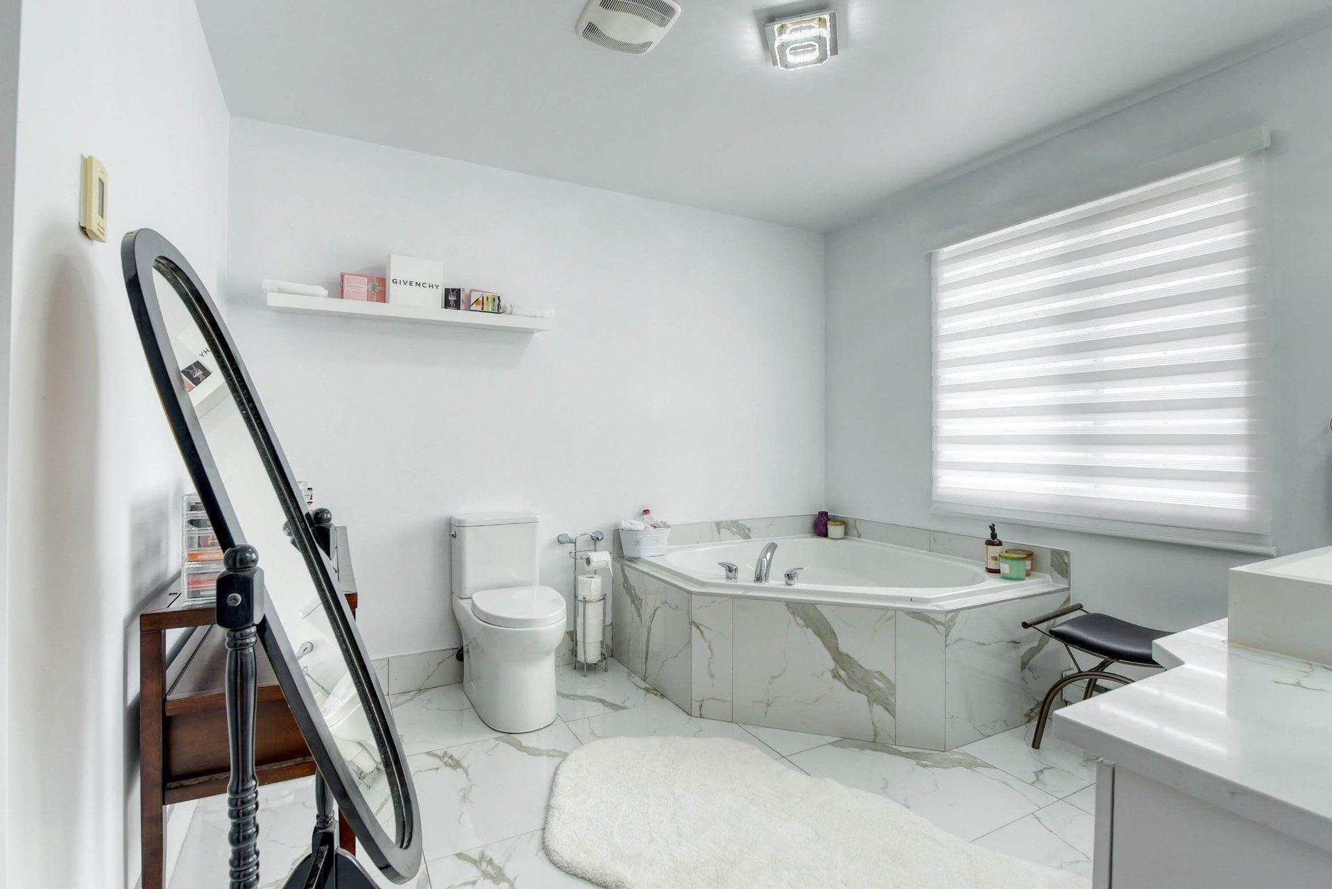 









580


Rue De Coubertin

,
Repentigny (Repentigny),




QC
J5Y3Z6

