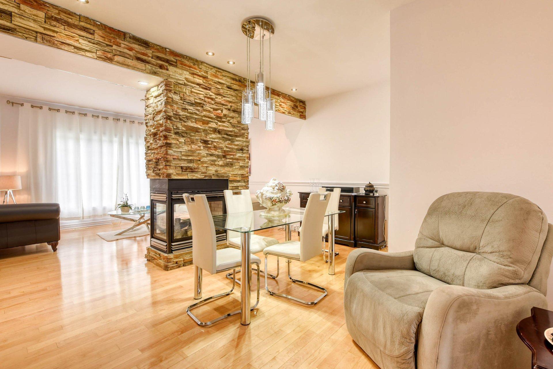 









580


Rue De Coubertin

,
Repentigny (Repentigny),




QC
J5Y3Z6

