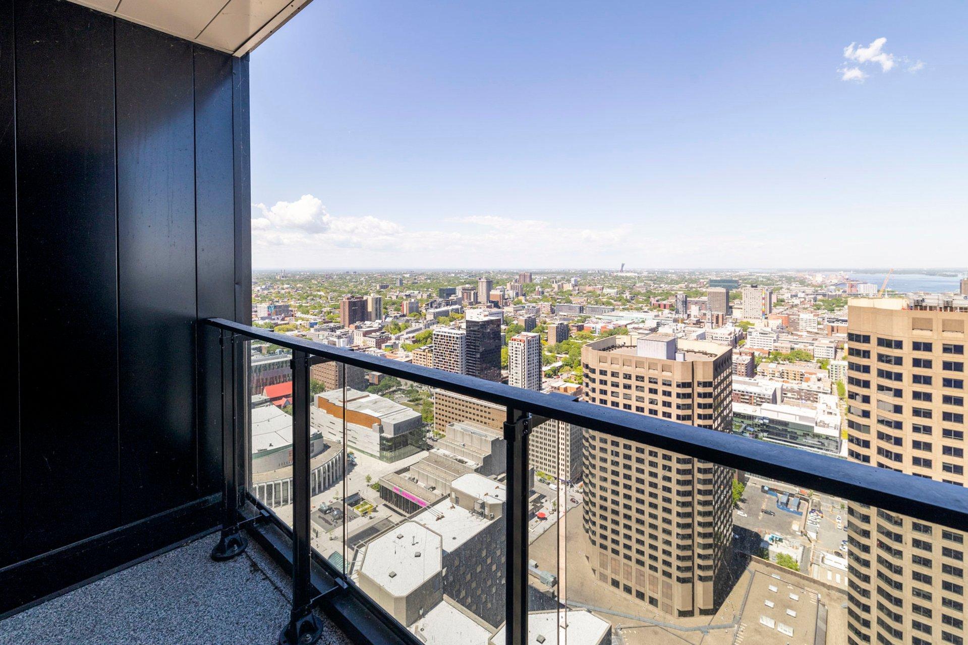 









1210


Rue Jeanne-Mance

, 4310,
Montréal (Ville-Marie),




QC
H2X1M1

