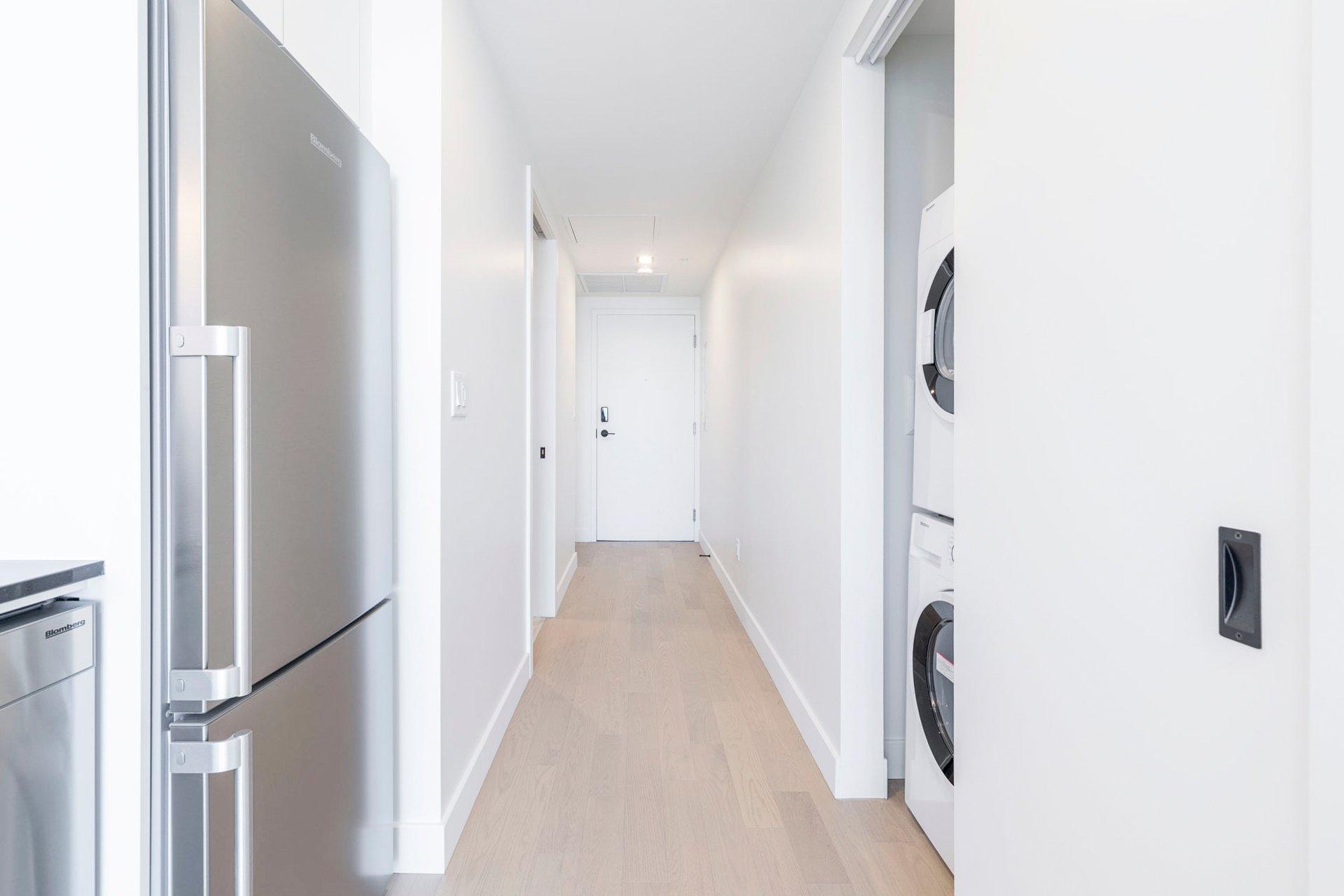 









1210


Rue Jeanne-Mance

, 4310,
Montréal (Ville-Marie),




QC
H2X1M1

