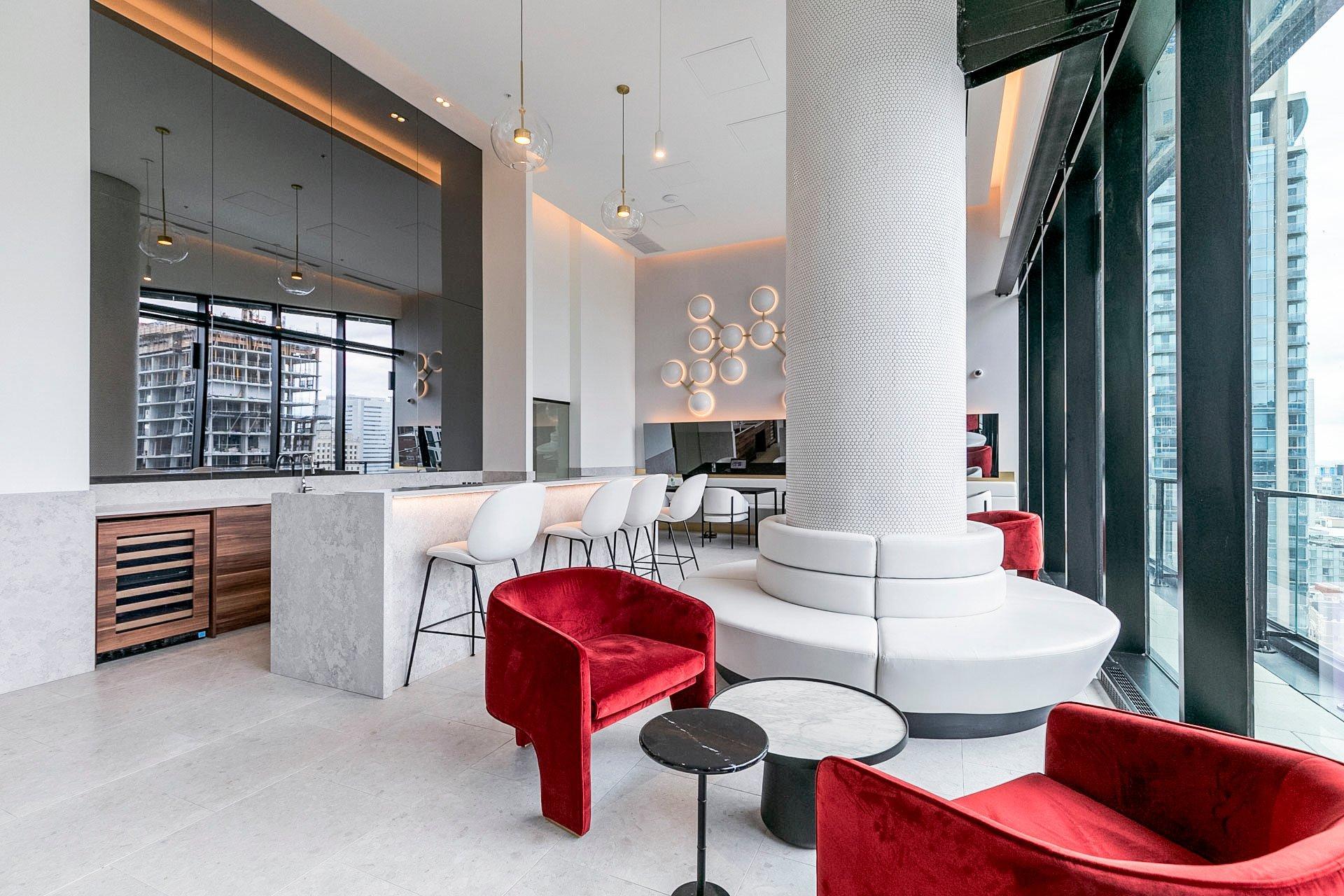 









1210


Rue Jeanne-Mance

, 4310,
Montréal (Ville-Marie),




QC
H2X1M1

