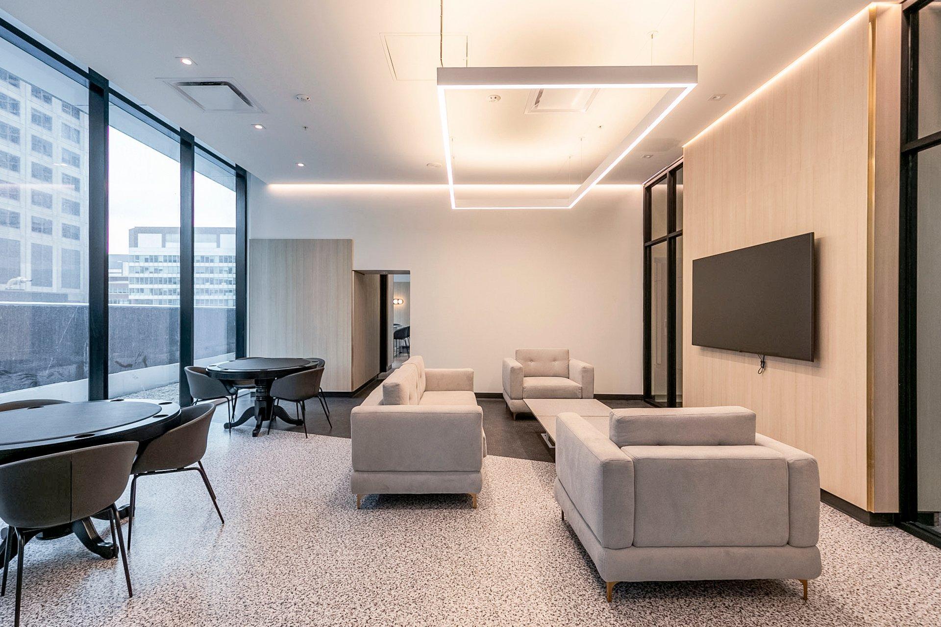 









1210


Rue Jeanne-Mance

, 4310,
Montréal (Ville-Marie),




QC
H2X1M1

