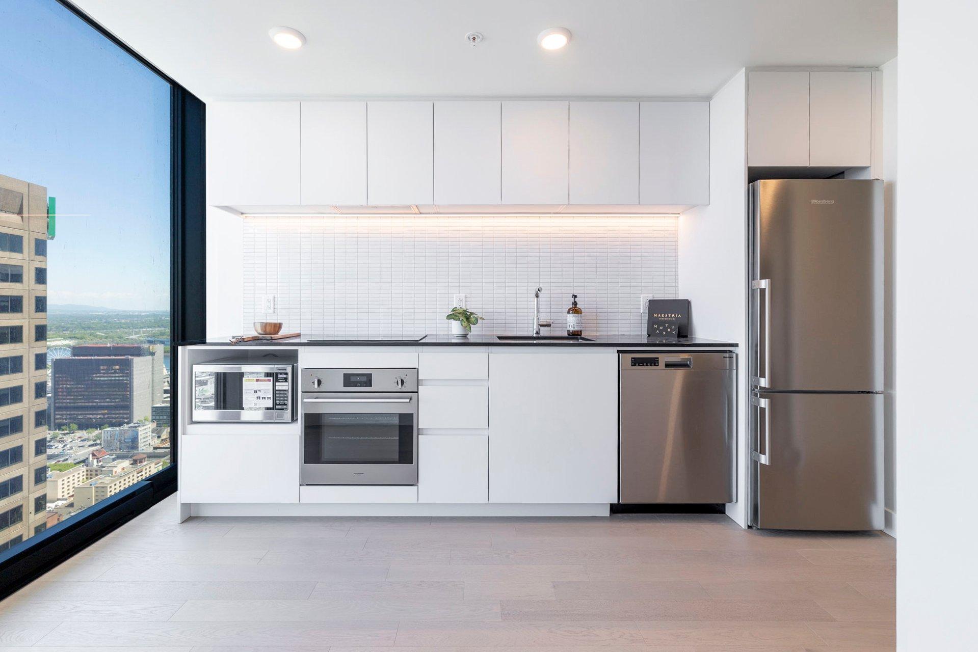 









1210


Rue Jeanne-Mance

, 4310,
Montréal (Ville-Marie),




QC
H2X1M1

