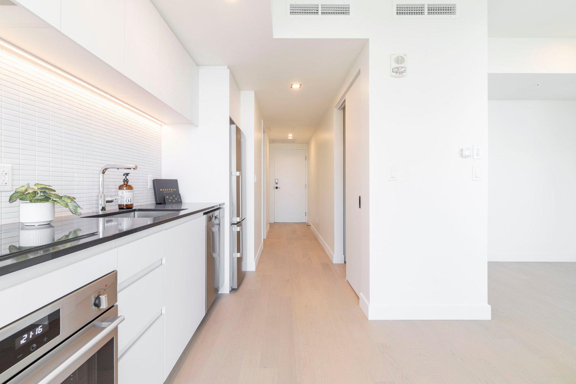 









1210


Rue Jeanne-Mance

, 4310,
Montréal (Ville-Marie),




QC
H2X1M1

