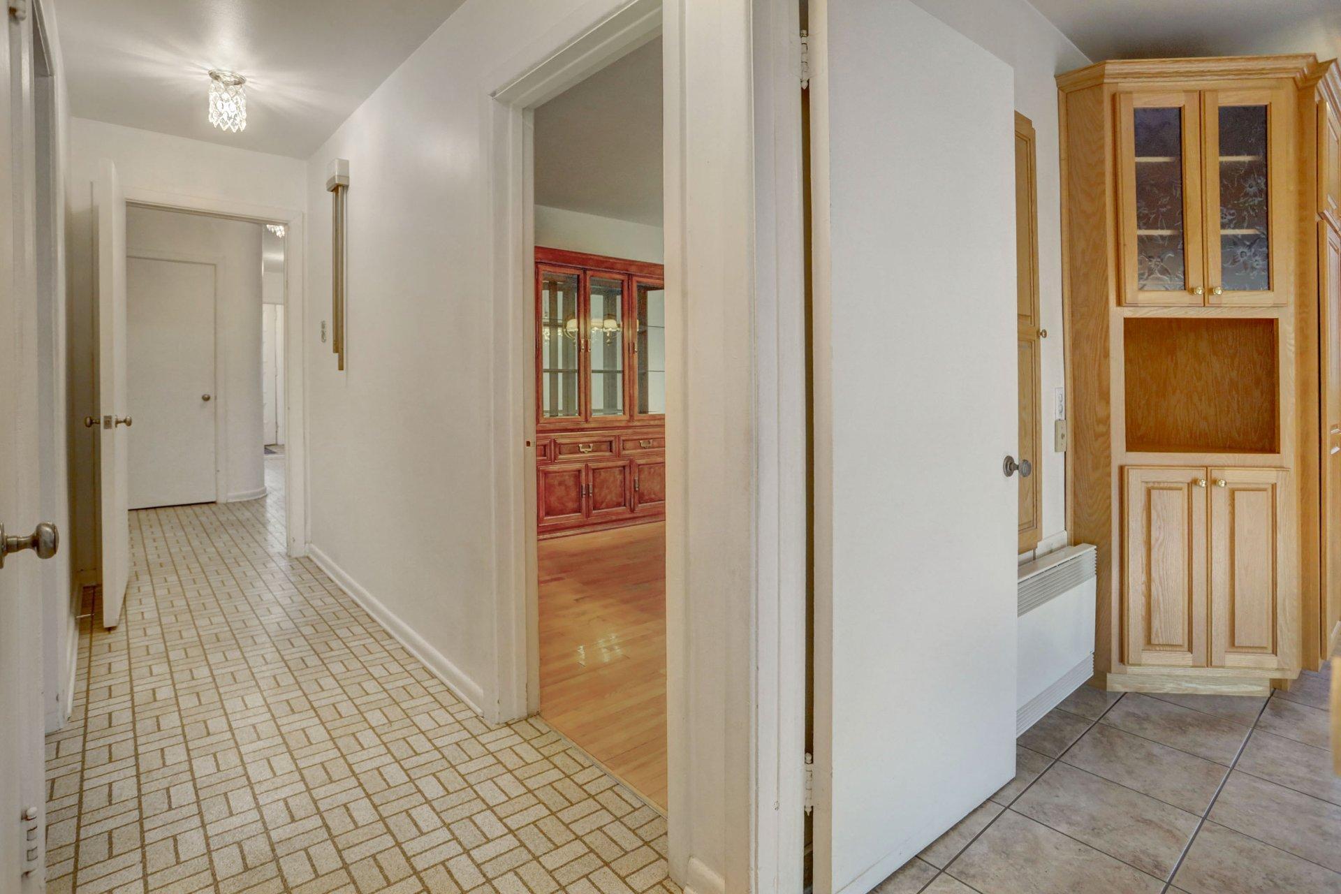 









5140

 - 5144


Av. Rosedale

,
Montréal (Côte-des-Neiges/Notre-Dame-de-Grâce),




QC
H4V2H6

