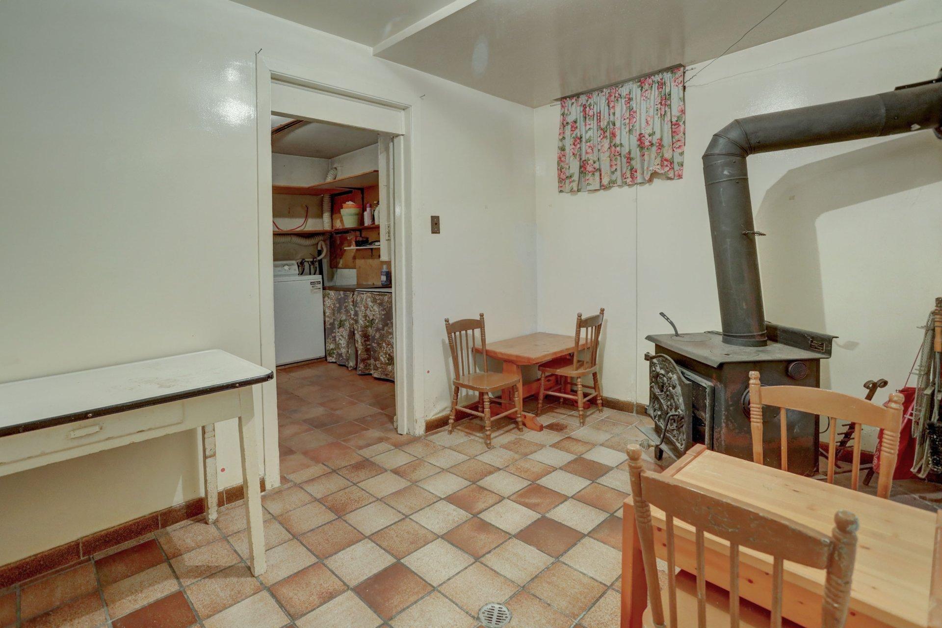 









5140

 - 5144


Av. Rosedale

,
Montréal (Côte-des-Neiges/Notre-Dame-de-Grâce),




QC
H4V2H6

