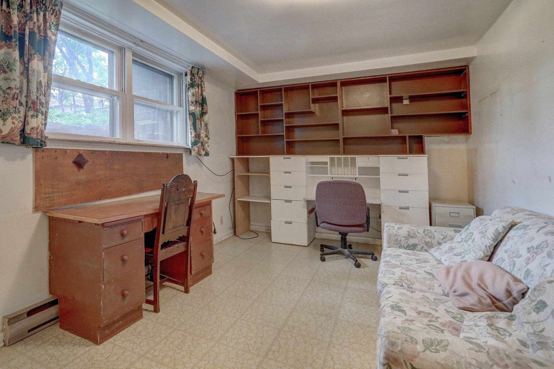 









5140

 - 5144


Av. Rosedale

,
Montréal (Côte-des-Neiges/Notre-Dame-de-Grâce),




QC
H4V2H6

