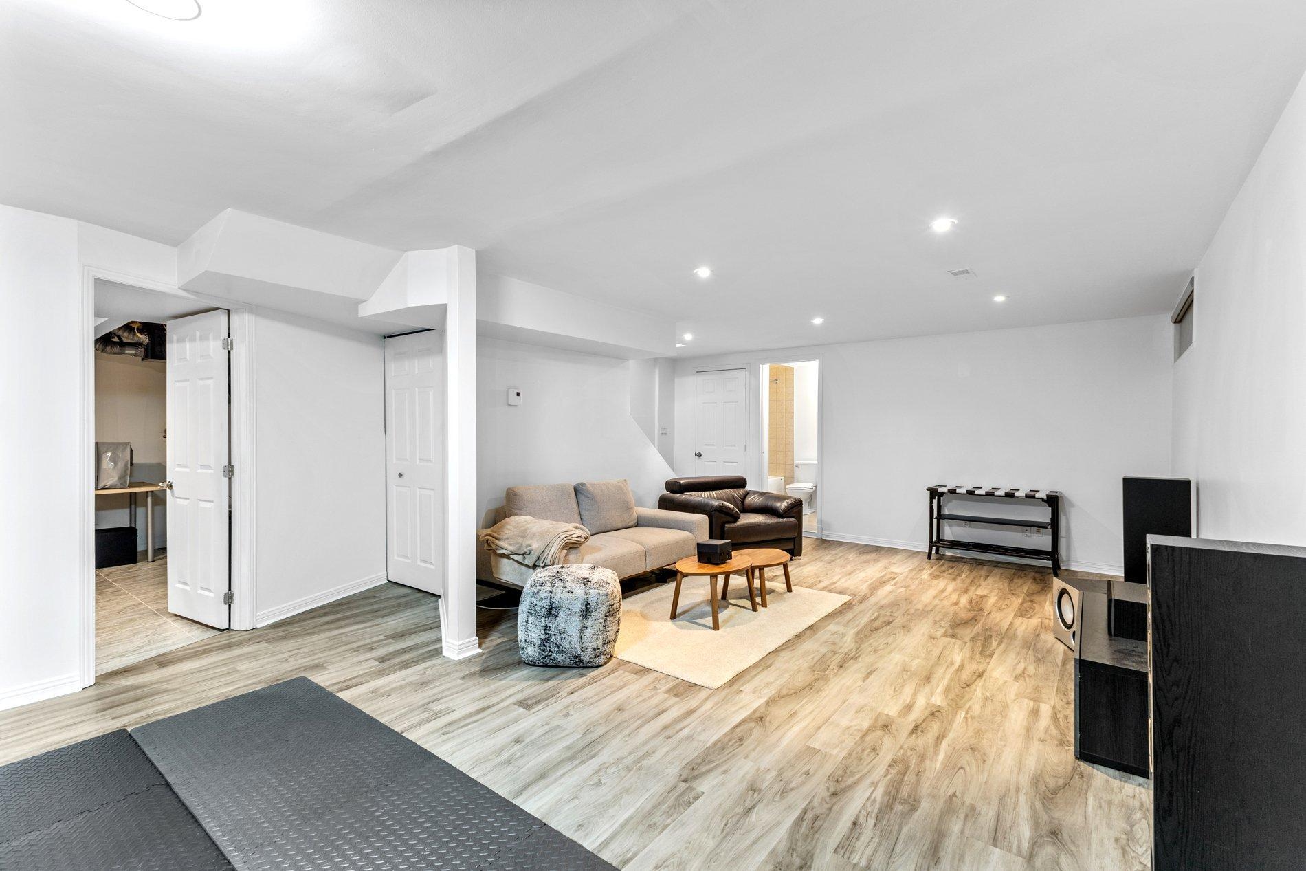 









18661


Rue Auban

,
Montréal (Pierrefonds-Roxboro),




QC
H9K1P6

