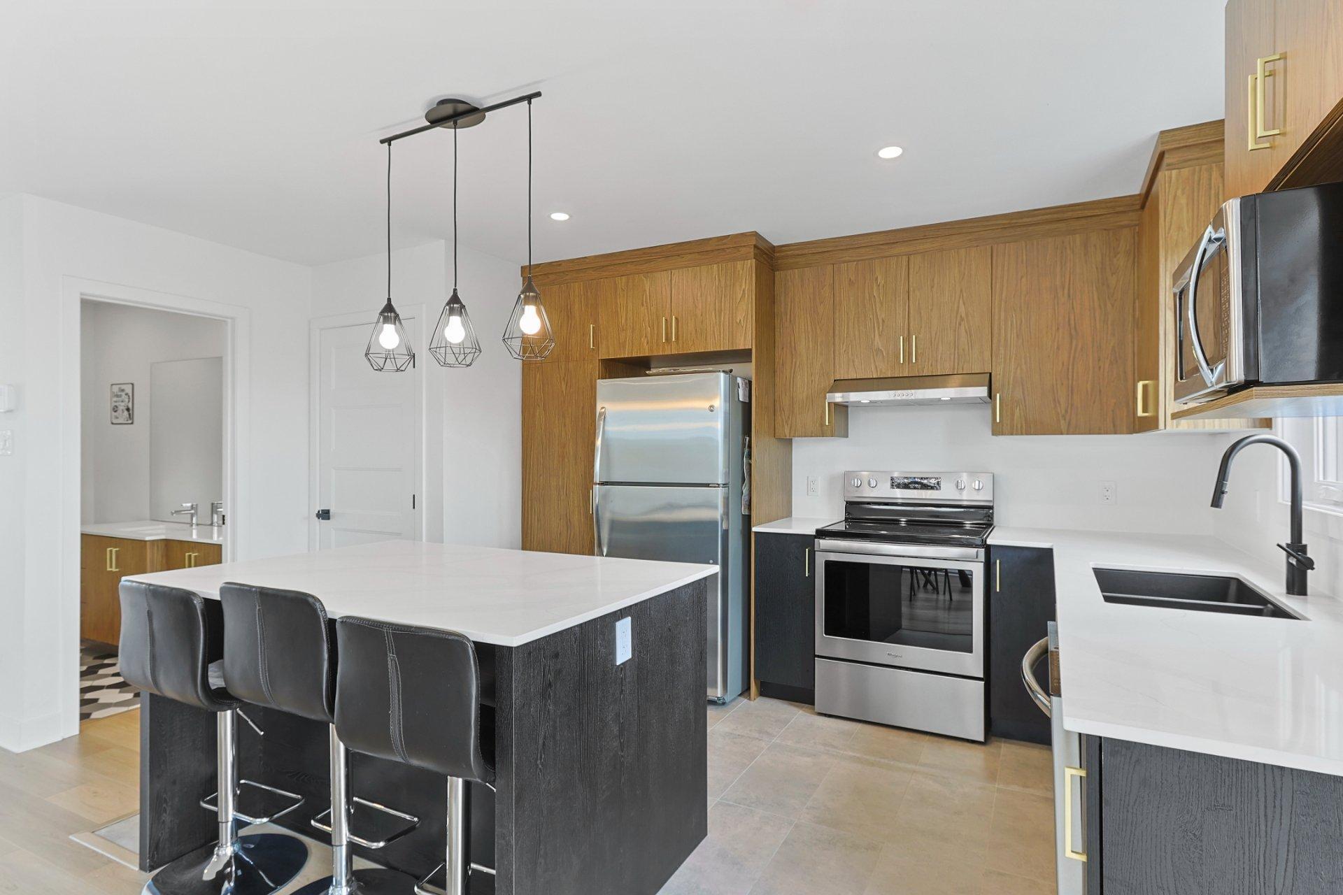 









165


Rue Donald

,
Salaberry-de-Valleyfield,




QC
J6S5G7

