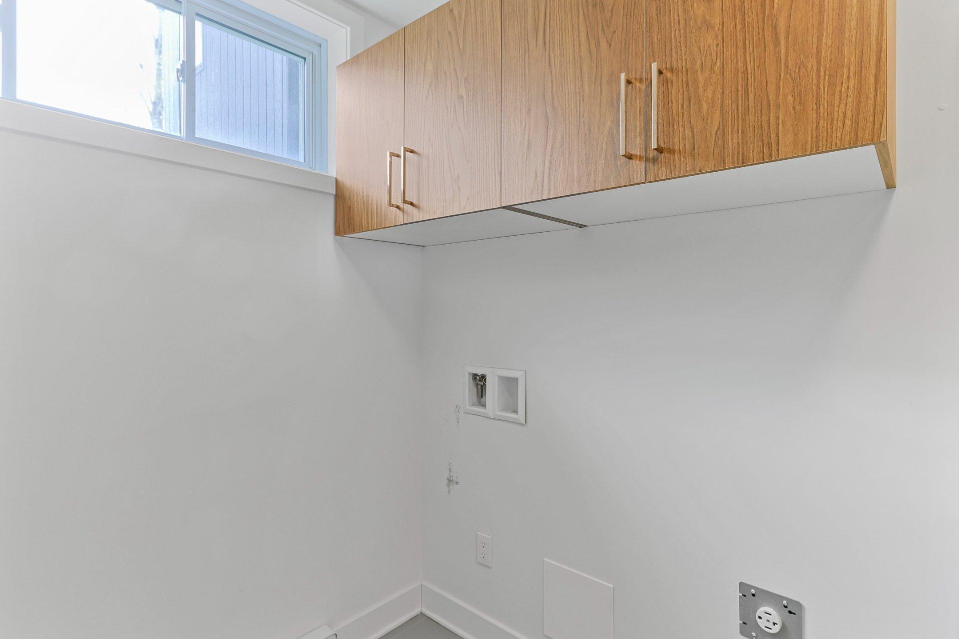 









165


Rue Donald

,
Salaberry-de-Valleyfield,




QC
J6S5G7

