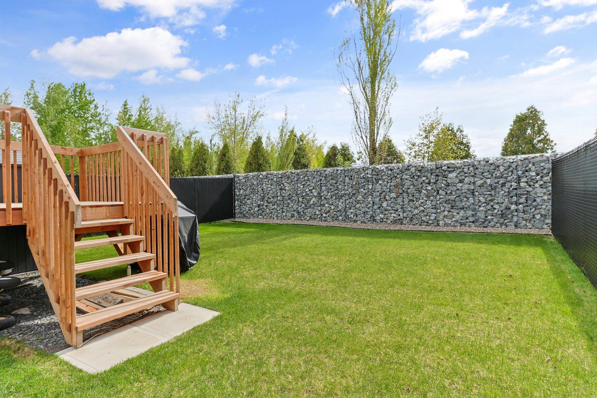 









165


Rue Donald

,
Salaberry-de-Valleyfield,




QC
J6S5G7

