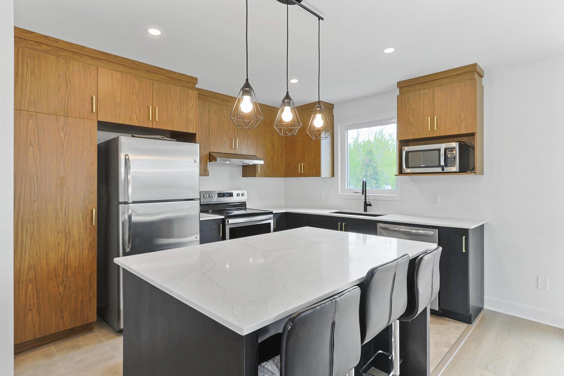 









165


Rue Donald

,
Salaberry-de-Valleyfield,




QC
J6S5G7

