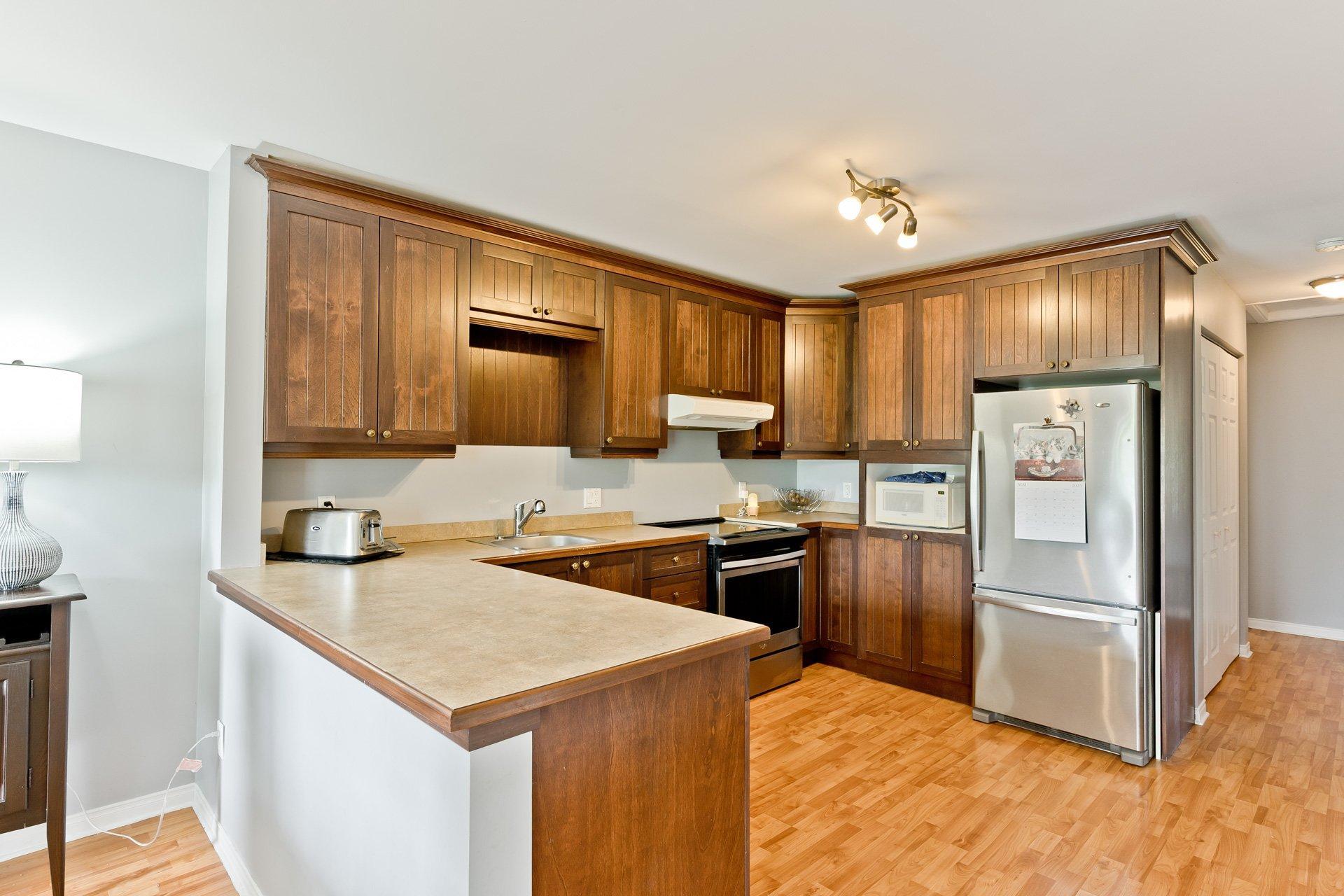 









361


Rue Argenteuil

,
Sherbrooke (Brompton/Rock Forest/Saint-Élie/Deauville),




QC
J1N2S6

