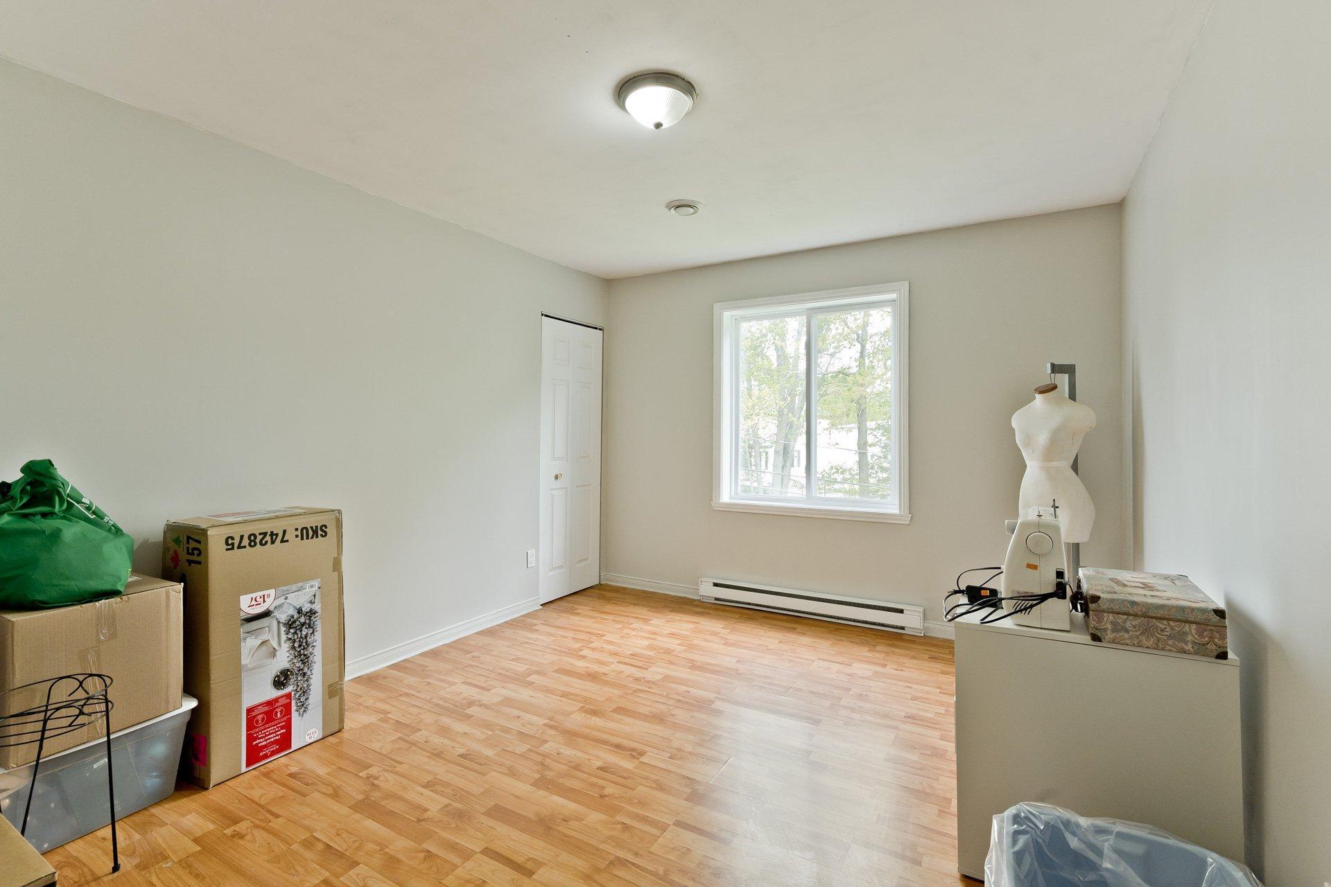 









361


Rue Argenteuil

,
Sherbrooke (Brompton/Rock Forest/Saint-Élie/Deauville),




QC
J1N2S6

