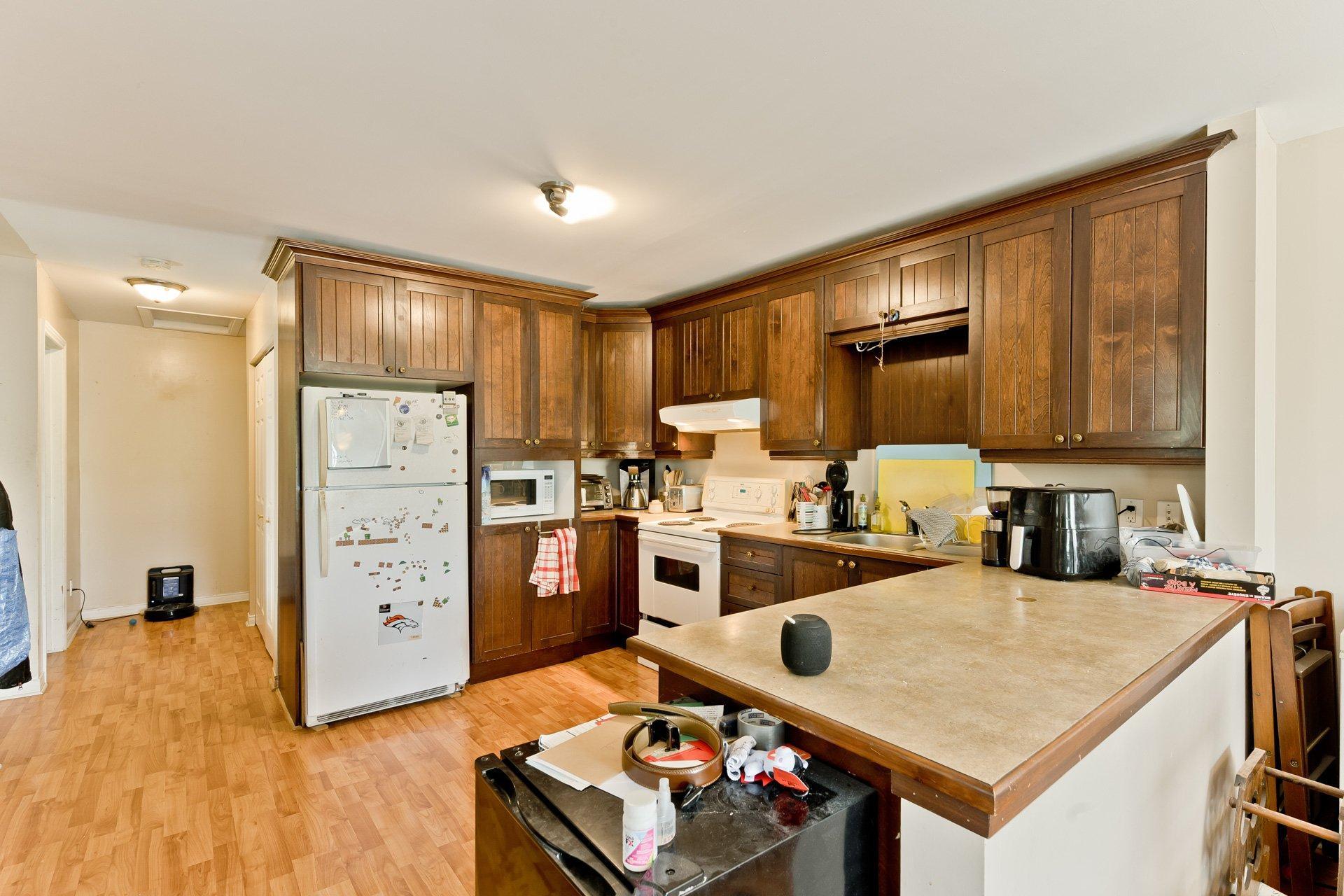 









361


Rue Argenteuil

,
Sherbrooke (Brompton/Rock Forest/Saint-Élie/Deauville),




QC
J1N2S6

