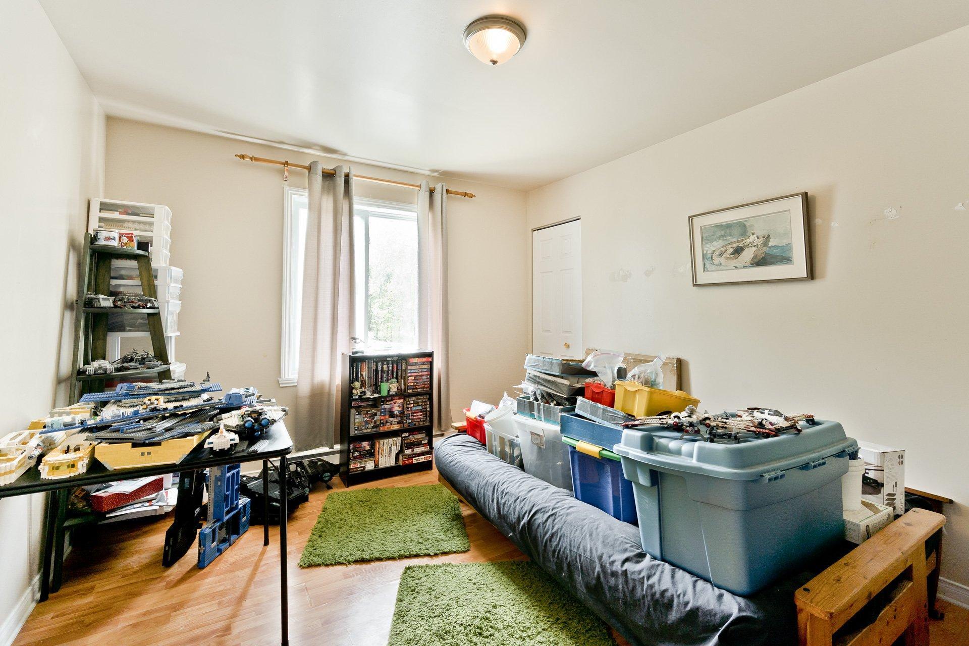









361


Rue Argenteuil

,
Sherbrooke (Brompton/Rock Forest/Saint-Élie/Deauville),




QC
J1N2S6

