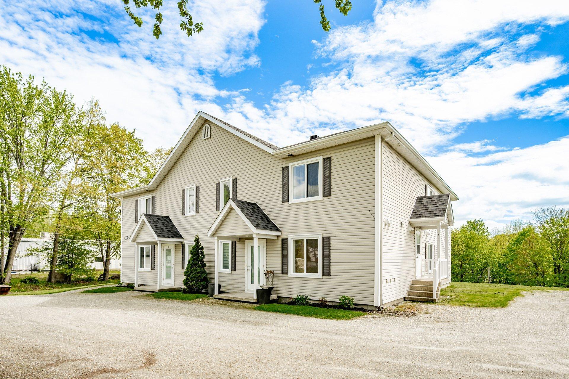 









361


Rue Argenteuil

,
Sherbrooke (Brompton/Rock Forest/Saint-Élie/Deauville),




QC
J1N2S6

