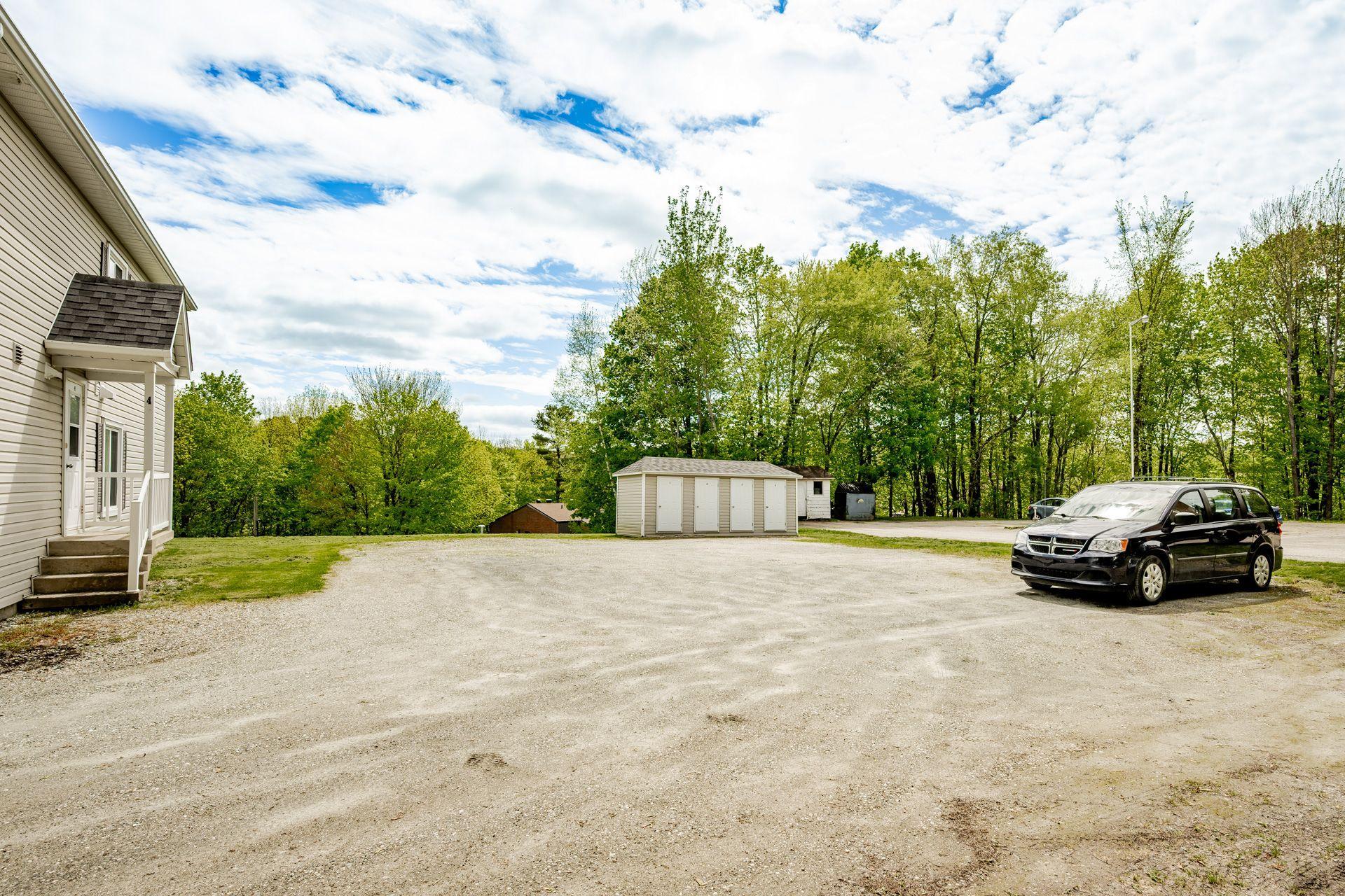 









361


Rue Argenteuil

,
Sherbrooke (Brompton/Rock Forest/Saint-Élie/Deauville),




QC
J1N2S6

